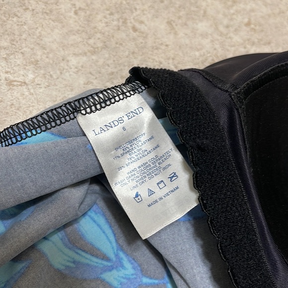 LANDS’ END BLOUSON TANKINI SWIM TOP WITH AQUA BLUE & PURLE FLORAL PRINT - Picture 8 of 8